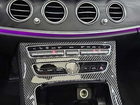 Mercedes-Benz E-Class — photo 10