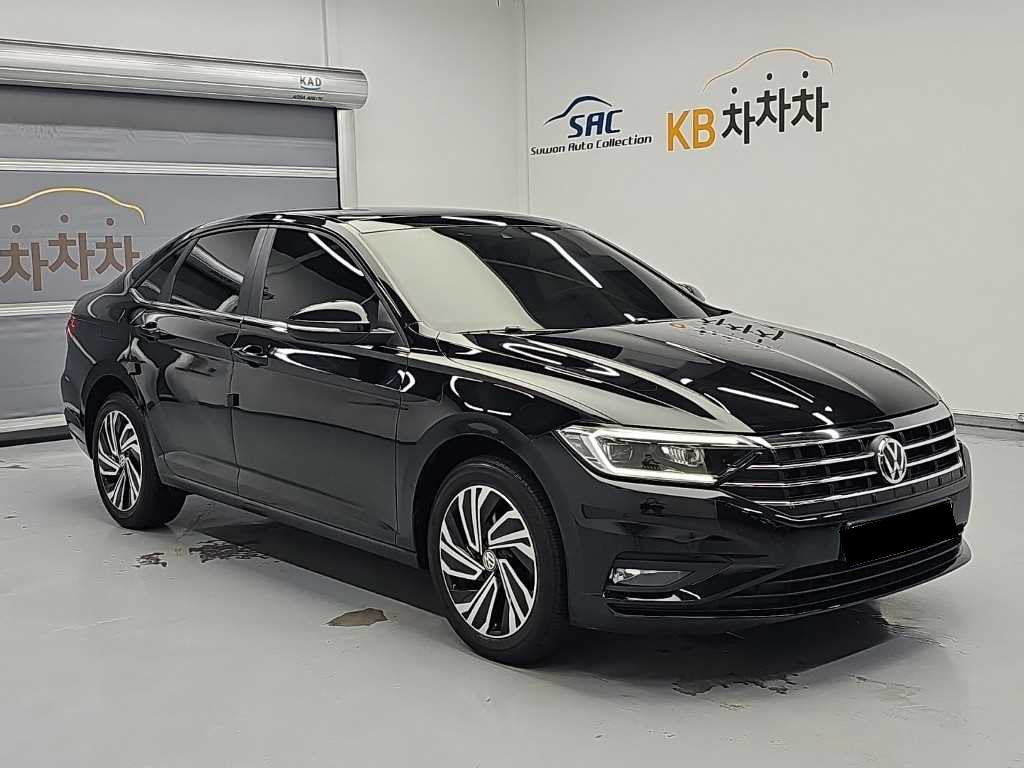 Volkswagen Jetta — photo 04