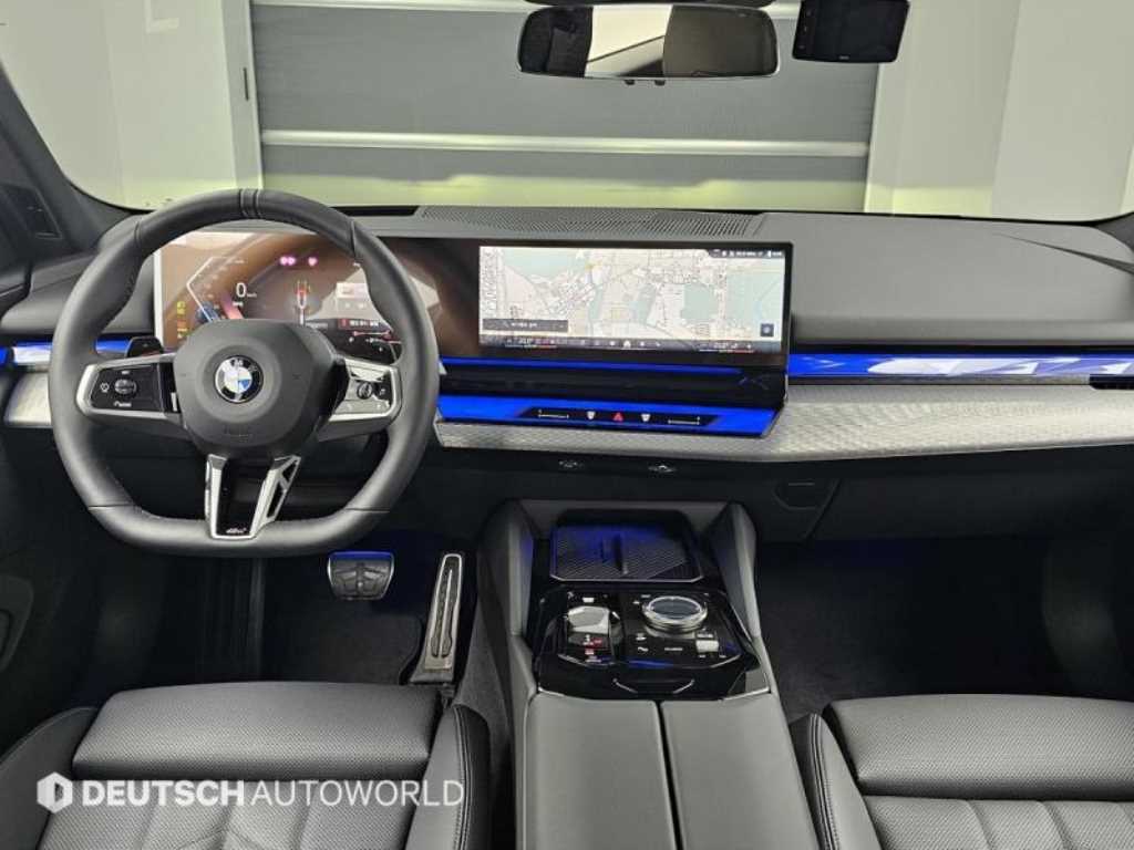 BMW 5-Series — photo 07