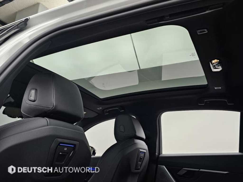 BMW 5-Series — photo 18