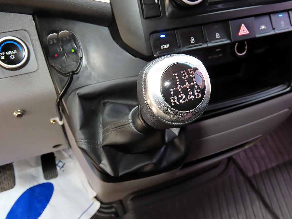 Hyundai Solati — photo 11