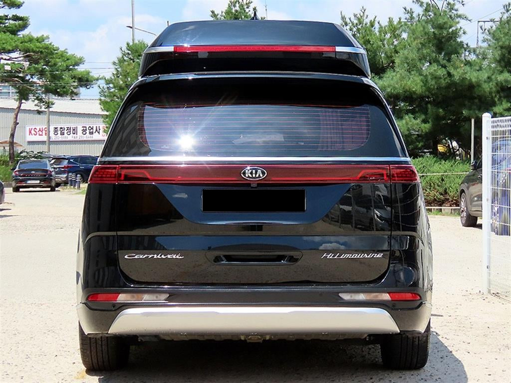Kia Carnival — photo 04