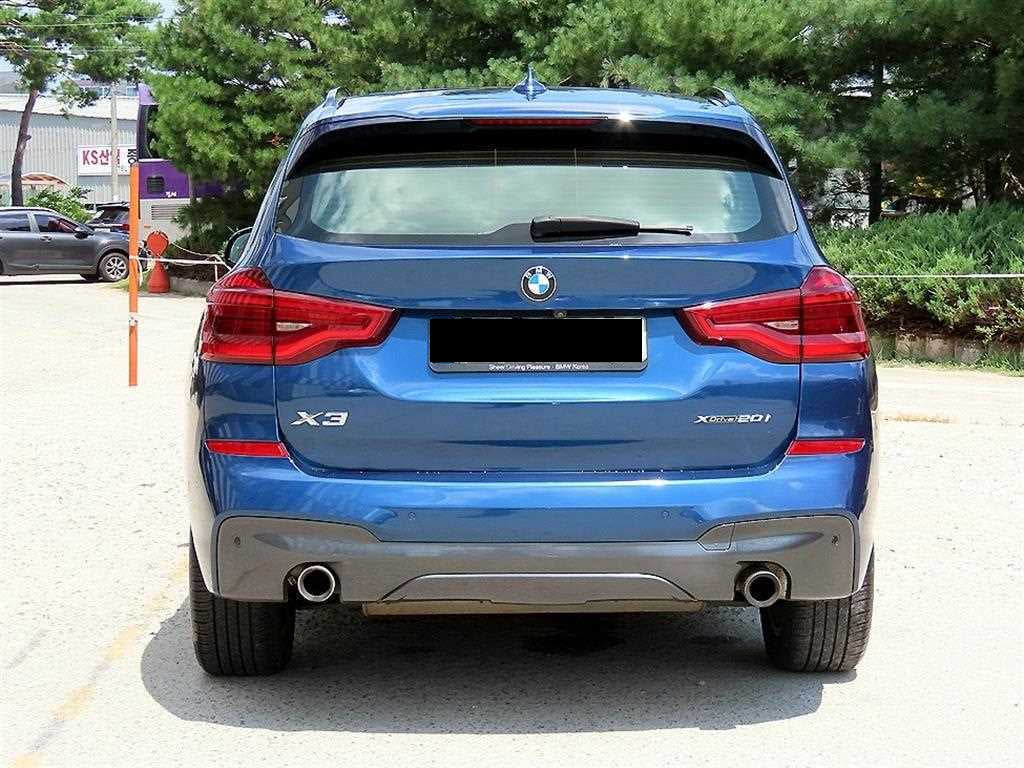 BMW X3 — photo 04
