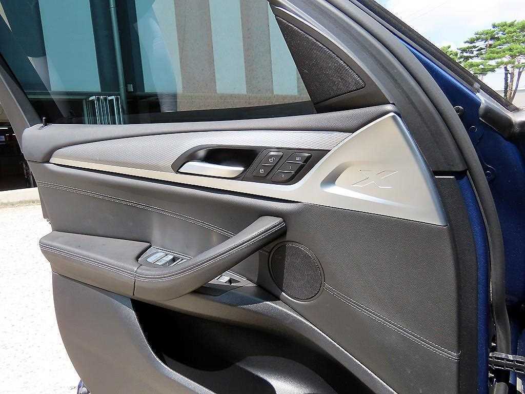 BMW X3 — photo 12
