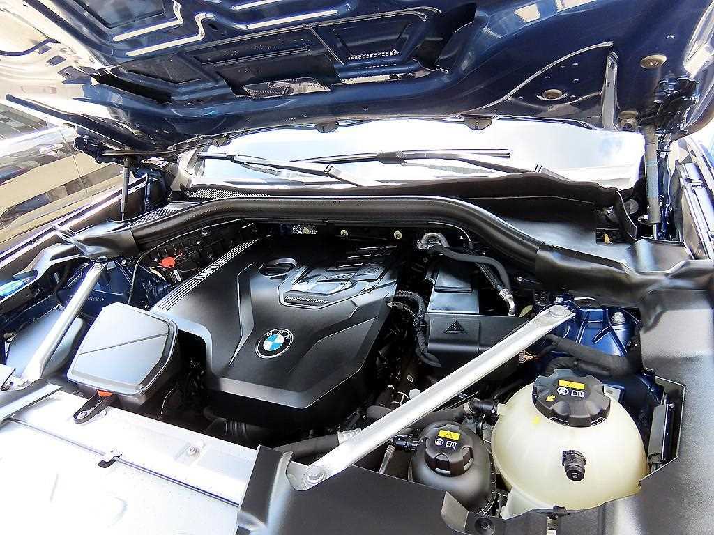 BMW X3 — photo 19