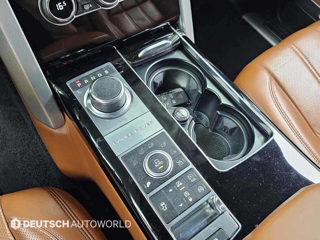 Land Rover Range Rover — photo 09