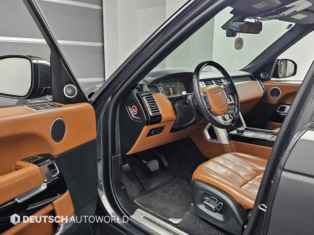 Land Rover Range Rover — photo 11