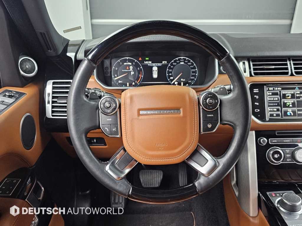 Land Rover Range Rover — photo 13
