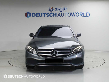 Mercedes-Benz E-Class — photo 03