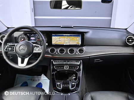 Mercedes-Benz E-Class — photo 07