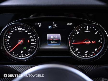 Mercedes-Benz E-Class — photo 08