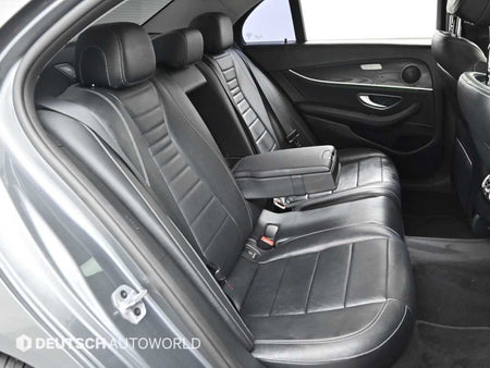 Mercedes-Benz E-Class — photo 12