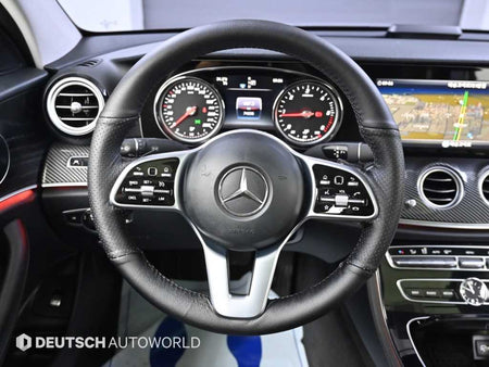 Mercedes-Benz E-Class — photo 13