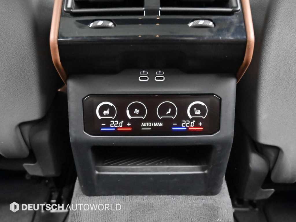 BMW 5-Series — photo 16