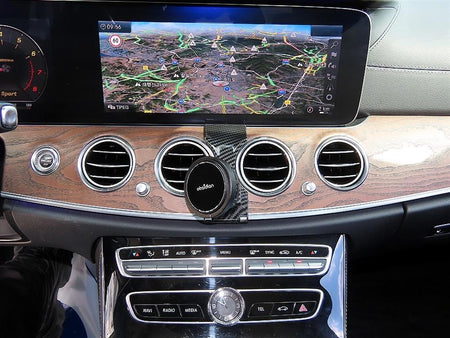 Mercedes-Benz E-Class — photo 14