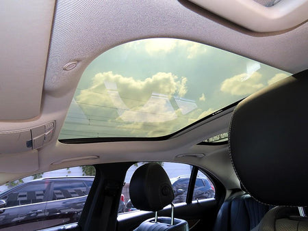 Mercedes-Benz E-Class — photo 16
