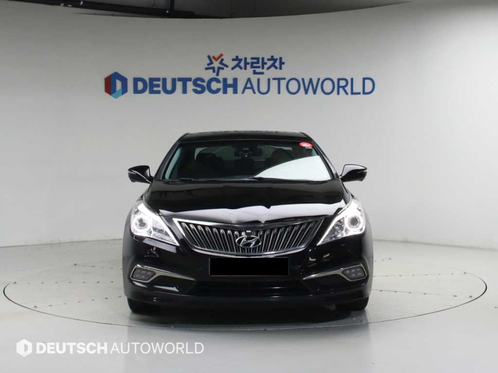 Hyundai Grandeur — photo 03