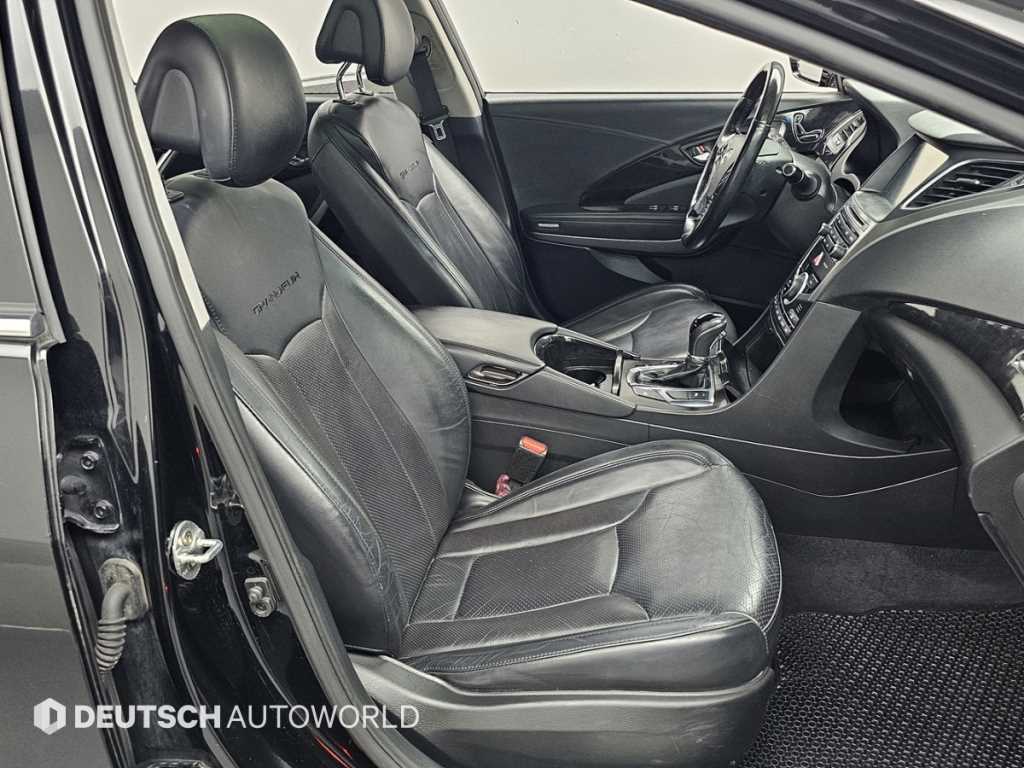 Hyundai Grandeur — photo 10