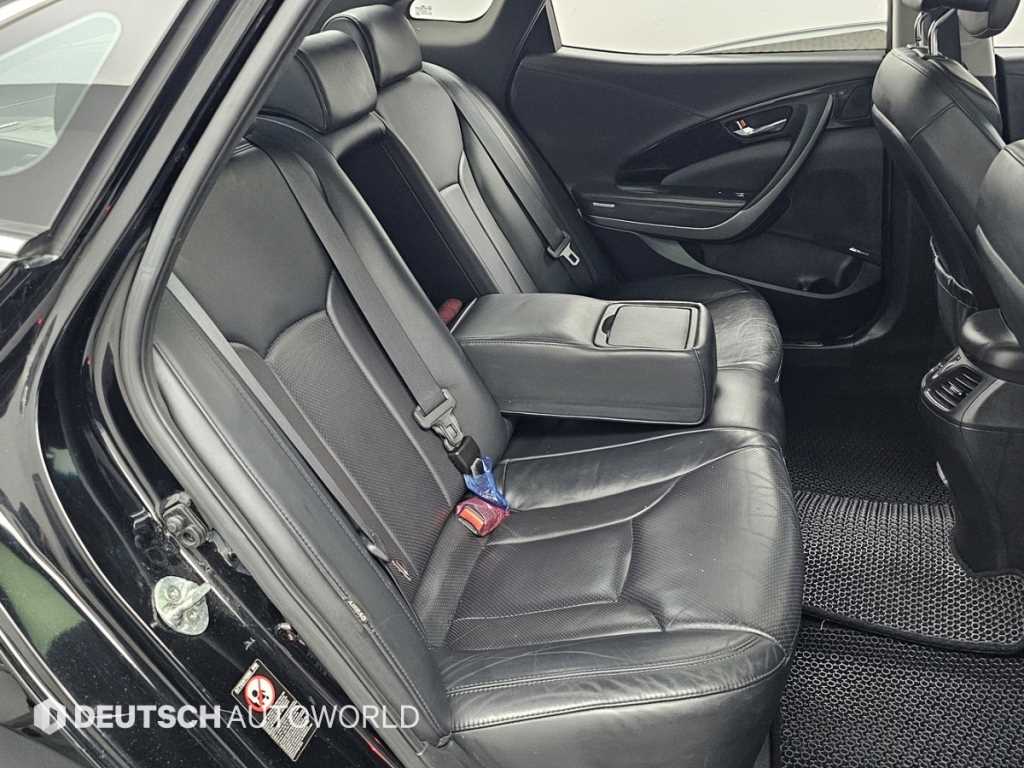 Hyundai Grandeur — photo 12