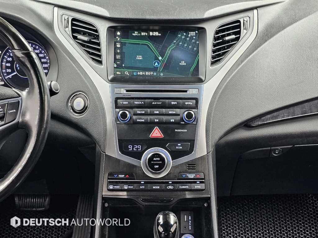 Hyundai Grandeur — photo 14