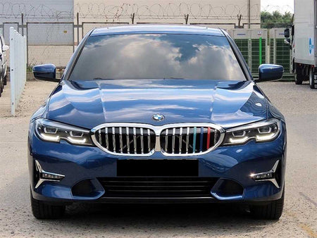 BMW 3-Series — photo 01