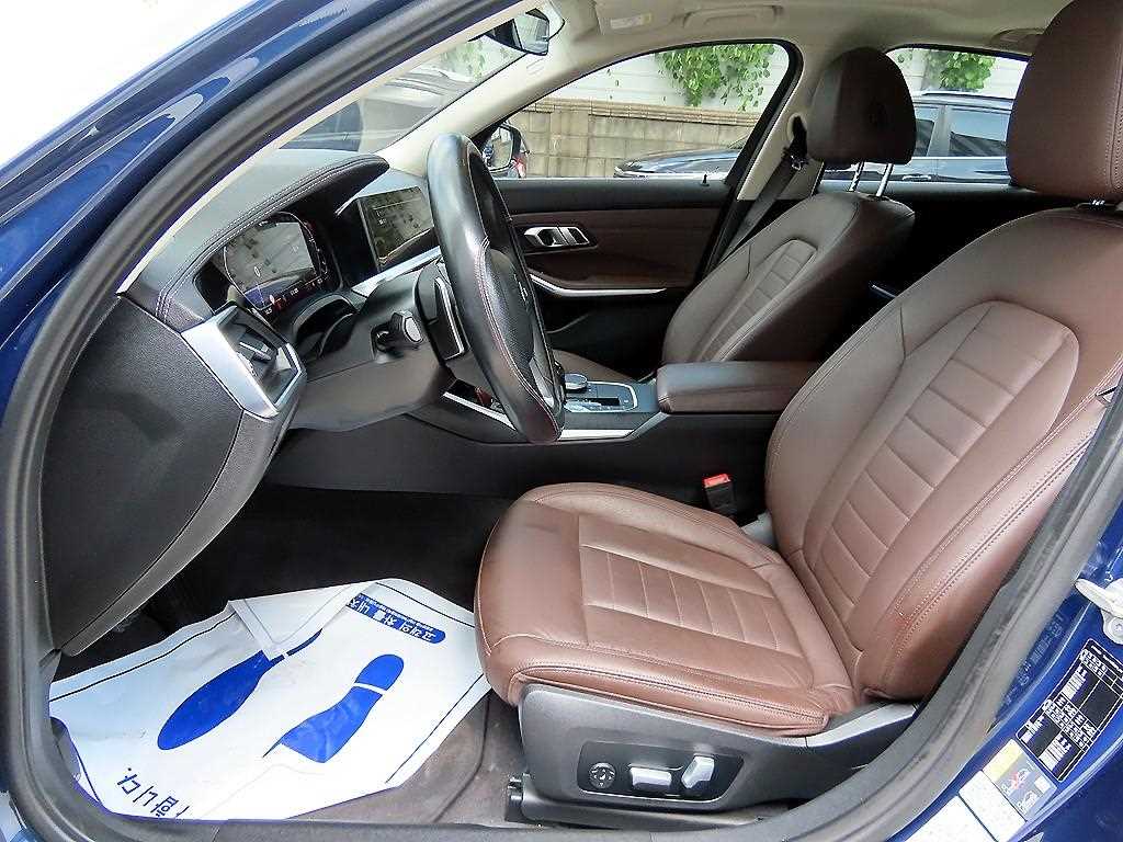 BMW 3-Series — photo 05