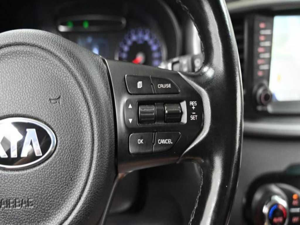 Kia Sorento — photo 07