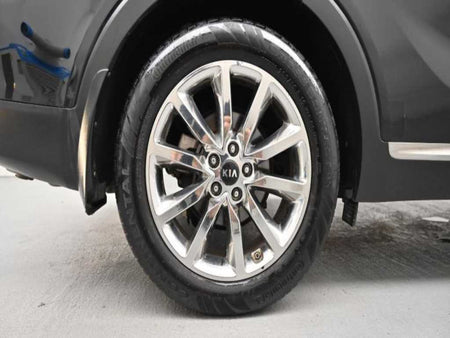 Kia Sorento — photo 11