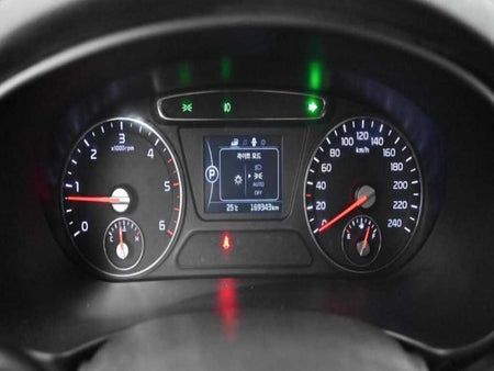 Kia Sorento — photo 14