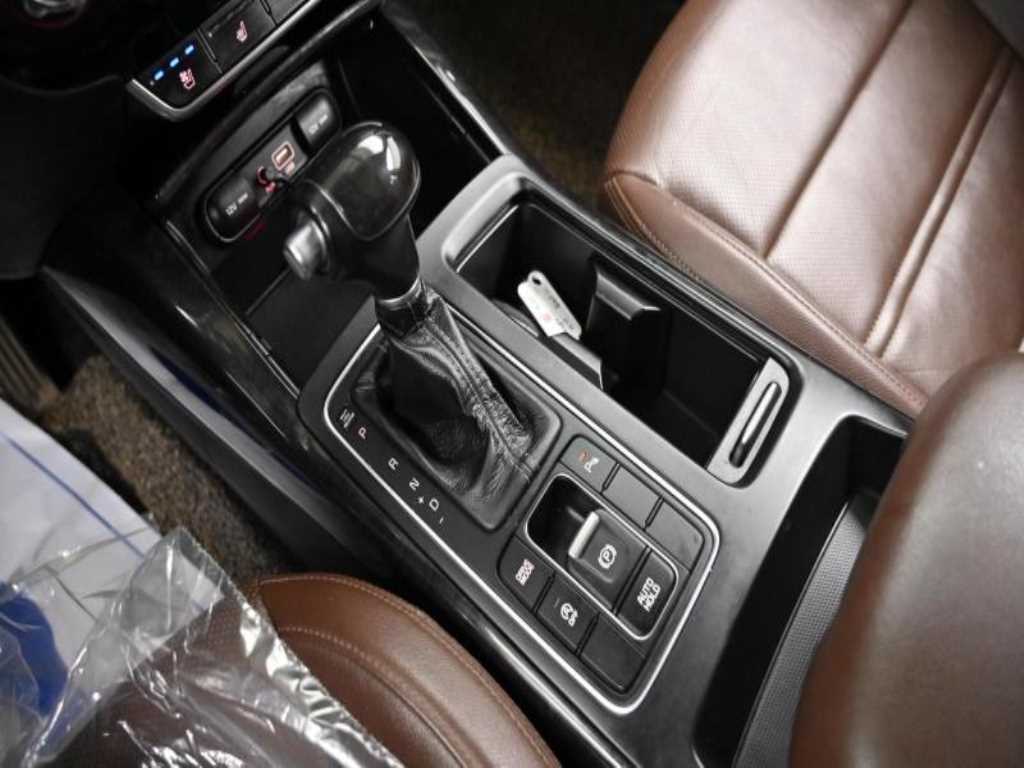 Kia Sorento — photo 15