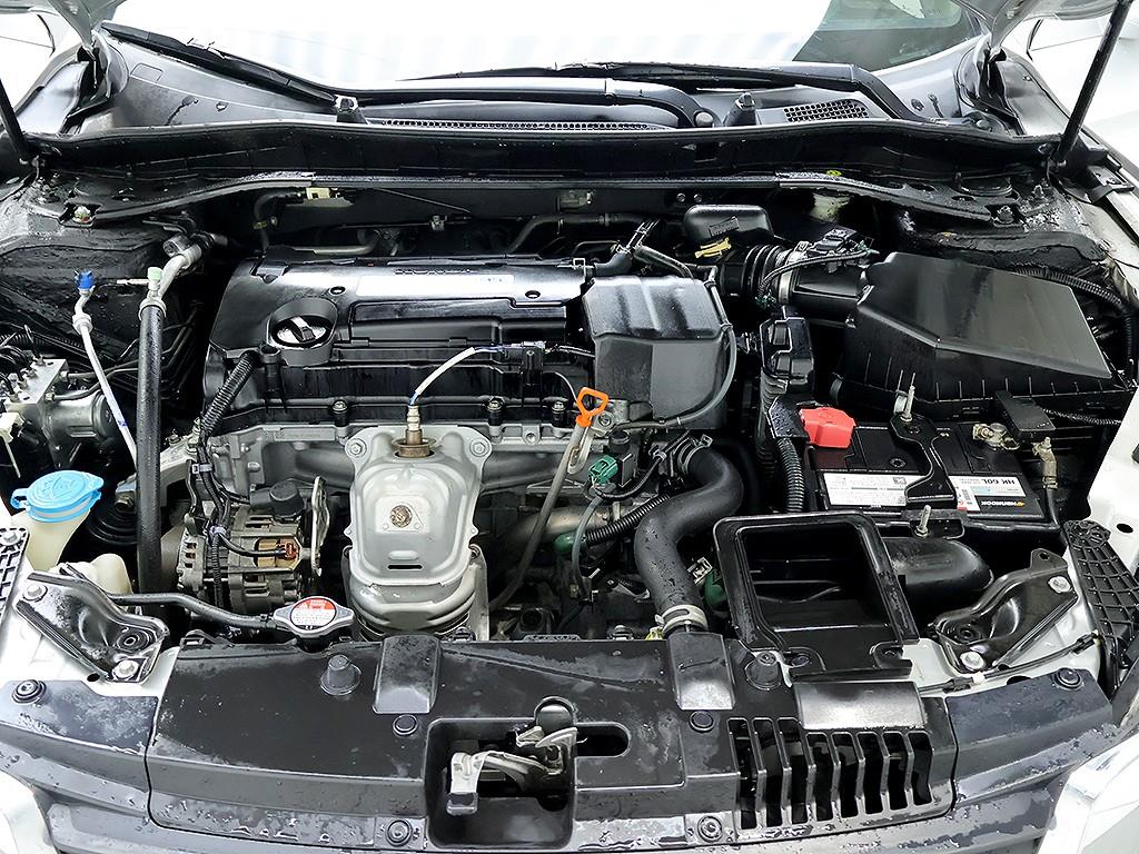 Honda Accord — photo 07