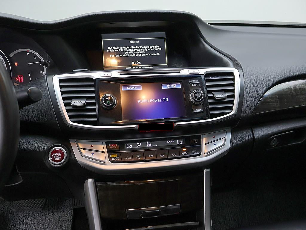 Honda Accord — photo 09