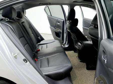 Honda Accord — photo 12