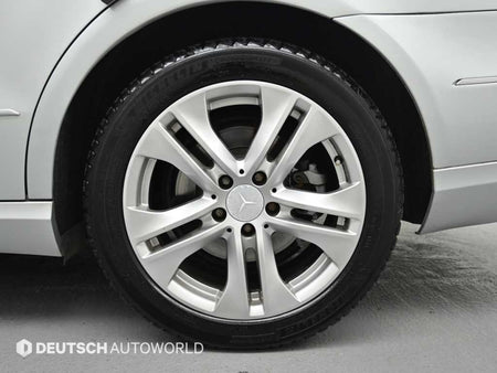 Mercedes-Benz E-Class — photo 05