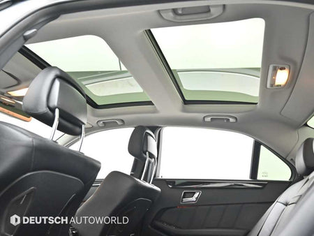 Mercedes-Benz E-Class — photo 18