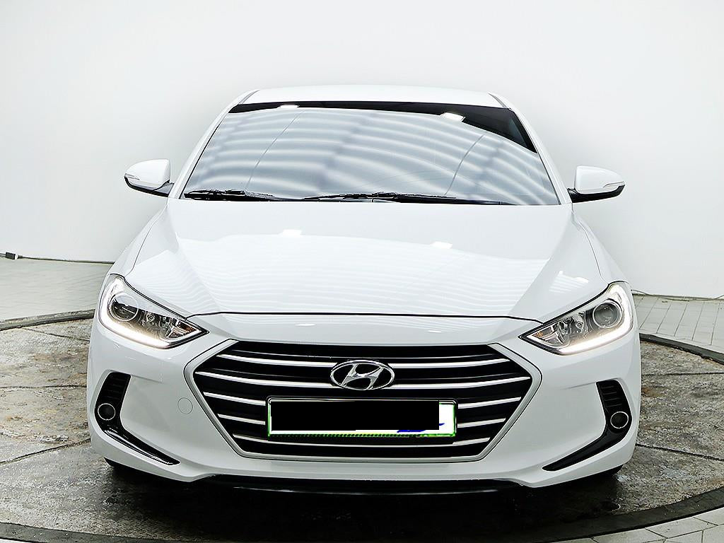 Hyundai Avante — photo 01