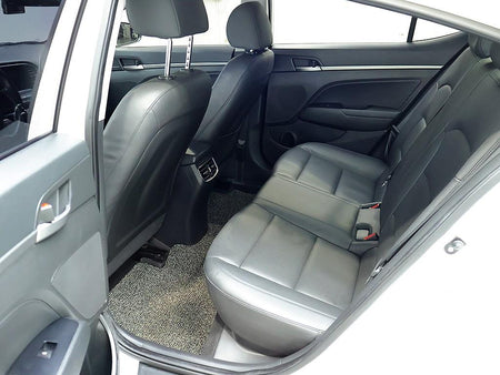Hyundai Avante — photo 12