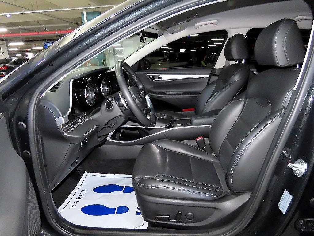 Hyundai Grandeur — photo 06