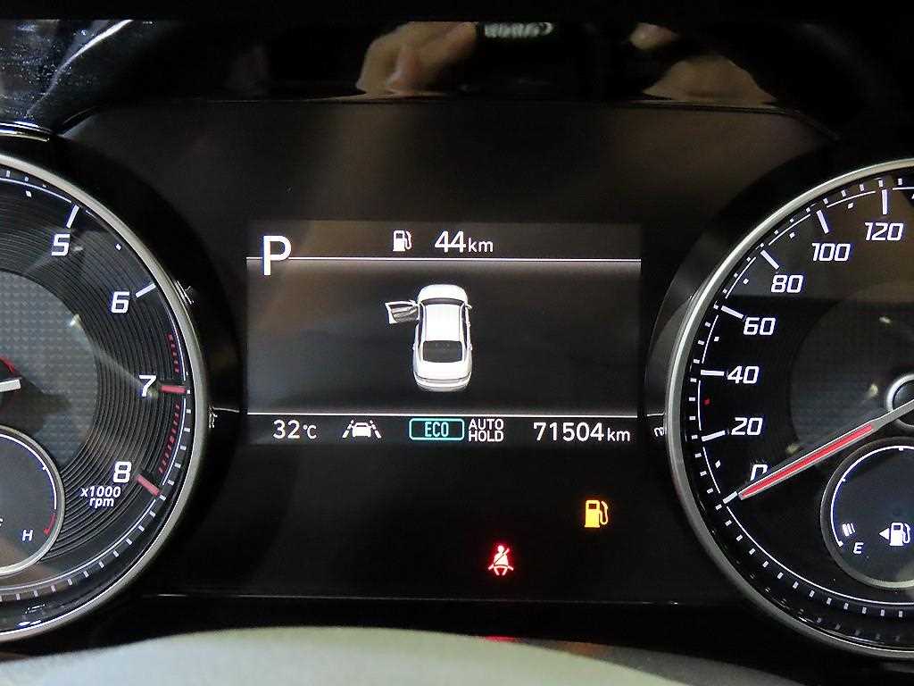 Hyundai Grandeur — photo 09