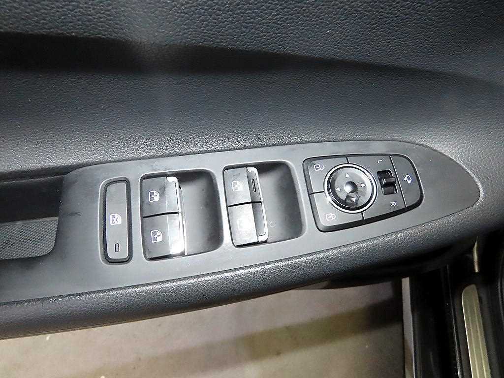 Hyundai Grandeur — photo 13