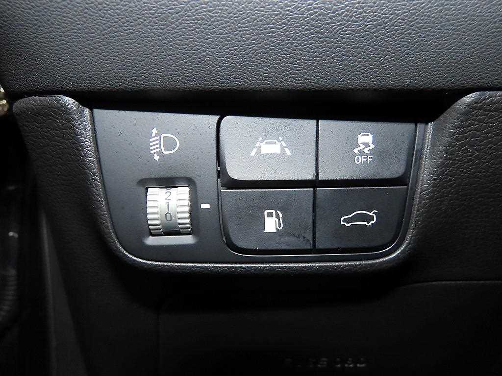Hyundai Grandeur — photo 14