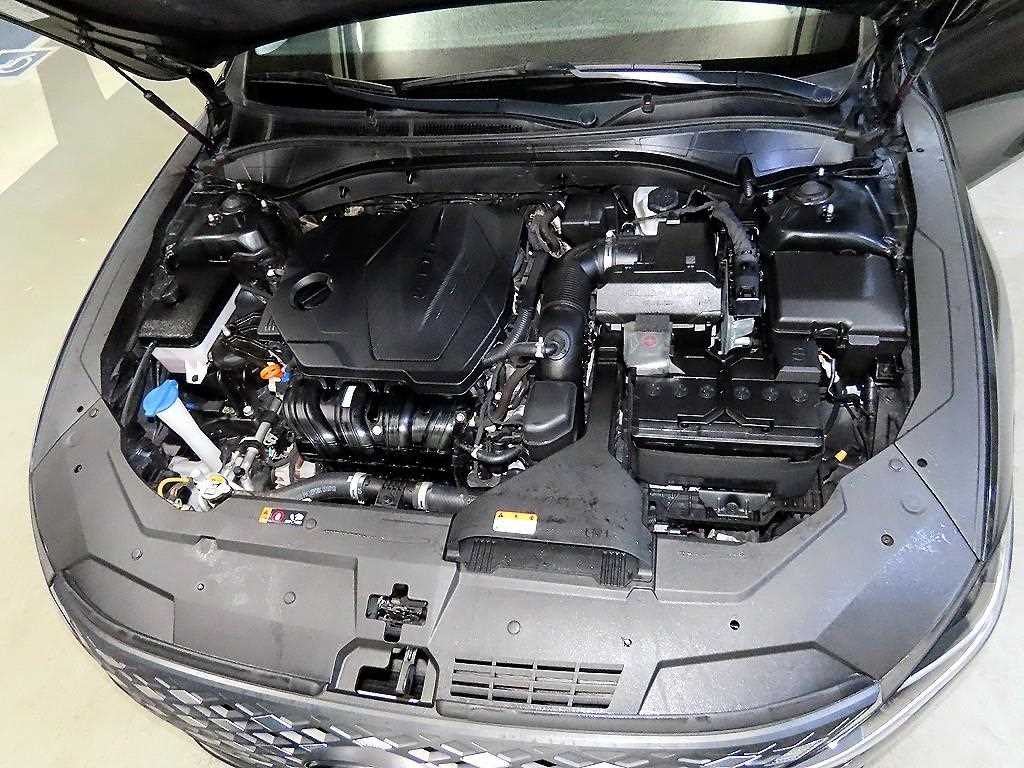 Hyundai Grandeur — photo 18