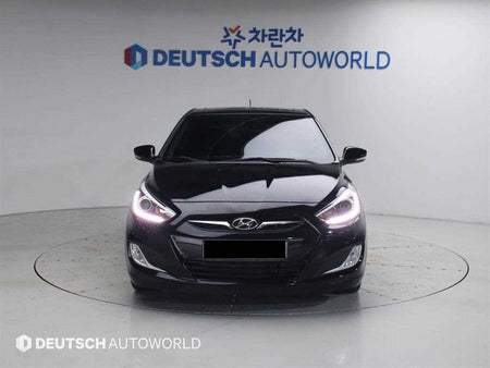 Hyundai Accent — photo 03