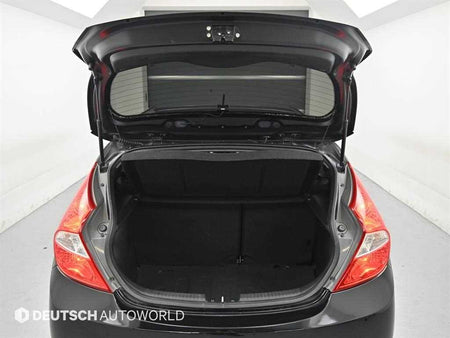 Hyundai Accent — photo 19