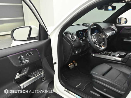 Mercedes-Benz EQB — photo 11