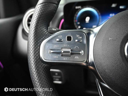 Mercedes-Benz EQB — photo 16