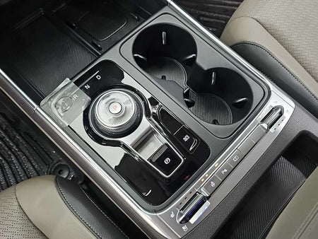 Kia Carnival — photo 08