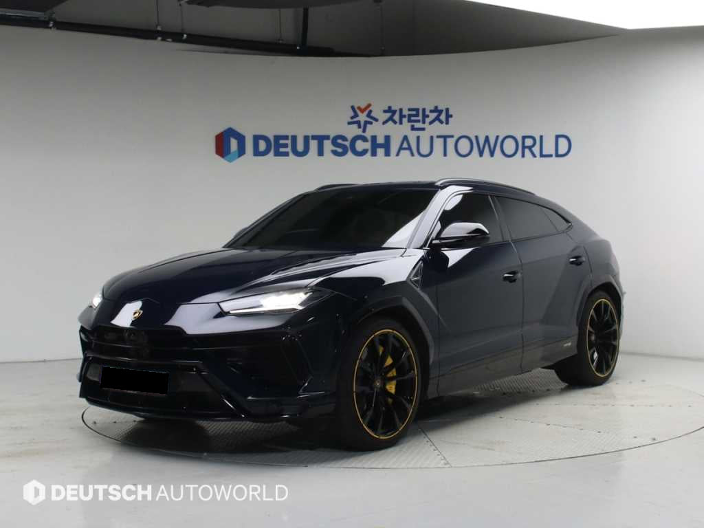 Lamborghini Urus — photo 01