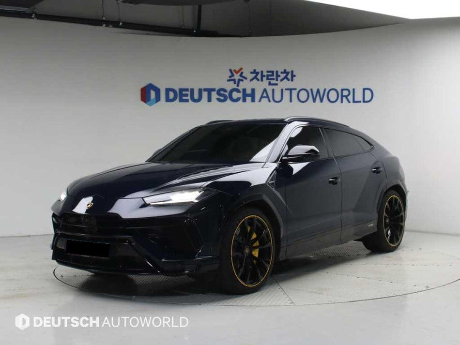 Lamborghini Urus — photo 01