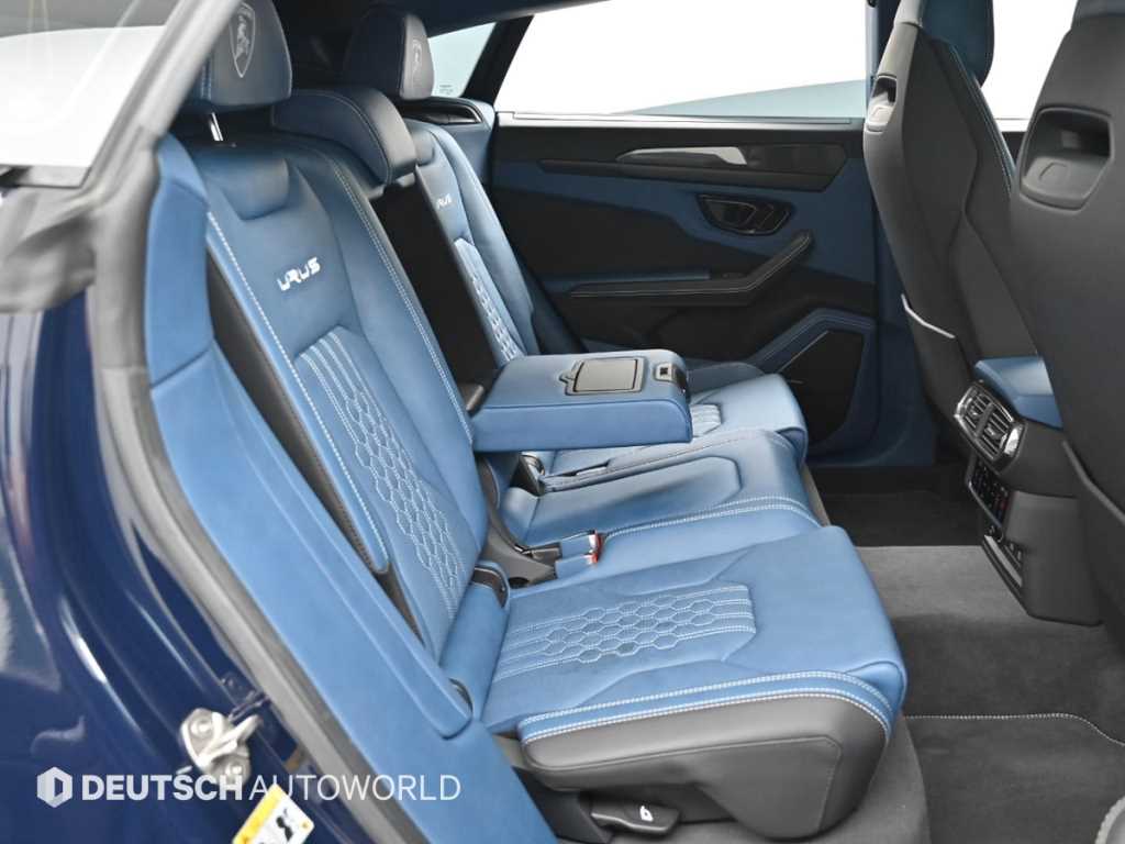 Lamborghini Urus — photo 12